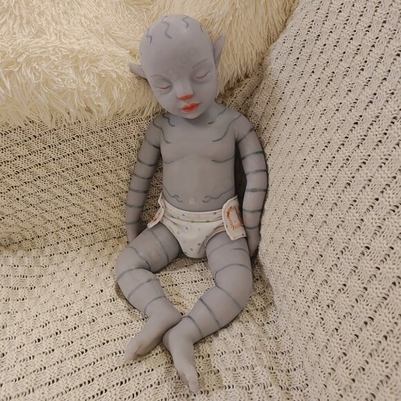 45cm Soft Silicone Handmade Arts Dolls 4.96lbs Full Silicone Reborn Baby BoyDoll - Picture 16 of 16